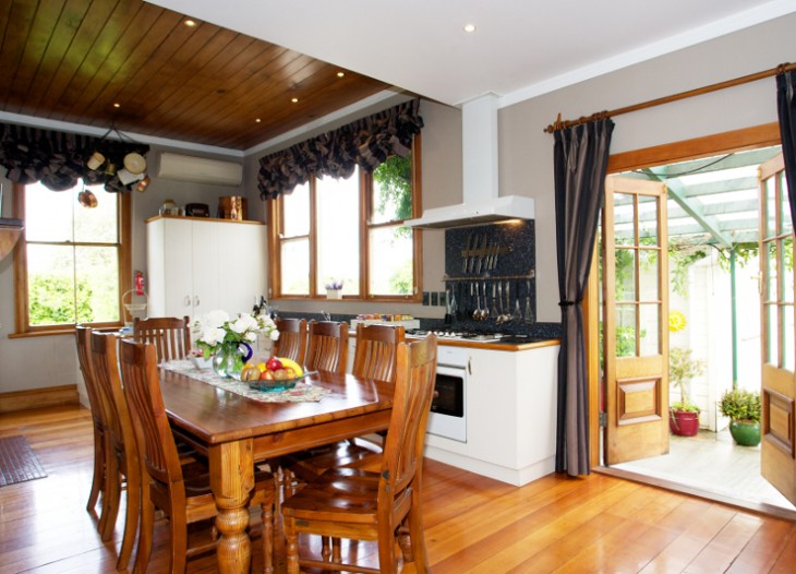 Trevelmond Villa kitchen